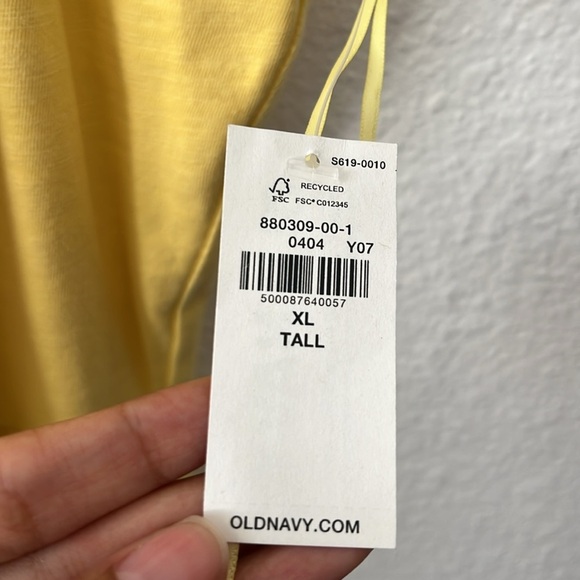 NWT Old Navy Yellow V Neck Tiered Maxi Summer Flowy Dress w Pockets Sz XL Tall - Picture 3 of 4